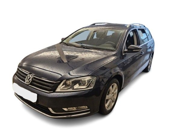 Volkswagen Passat 2.0 TDI XENON 1.HAND AHK PDC S-HEFT