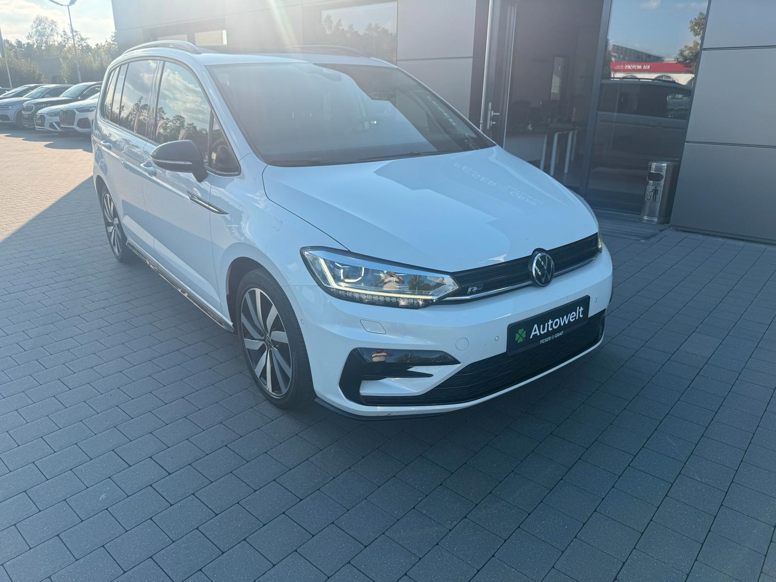 Volkswagen Touran 2.0 TDI R line PAN AHK 7SITZ DAB NAVI LED, миниатюра 2