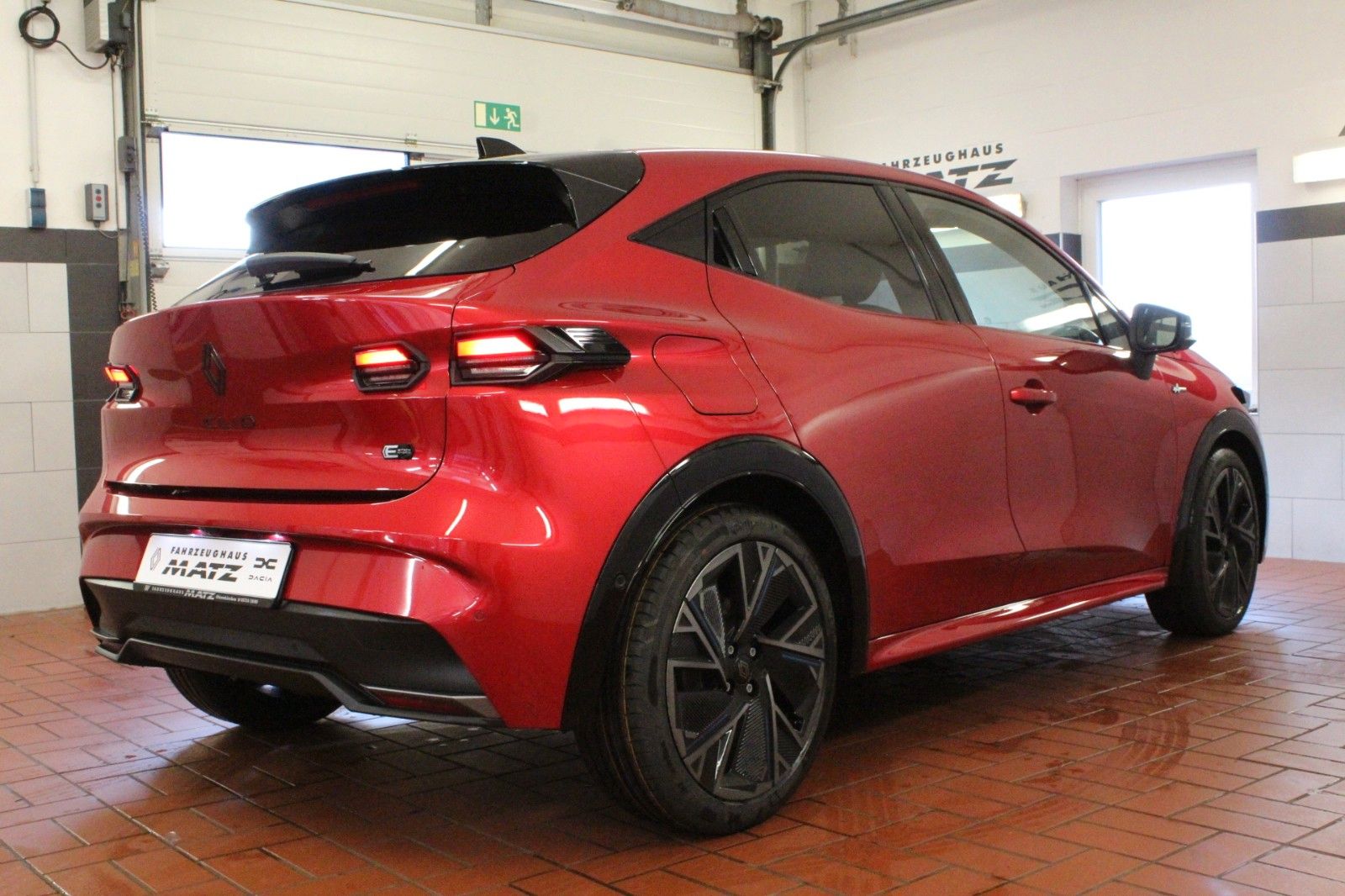 Fahrzeugabbildung Renault Clio VI E-Tech 160 Full Hybrid Esprit Alpine