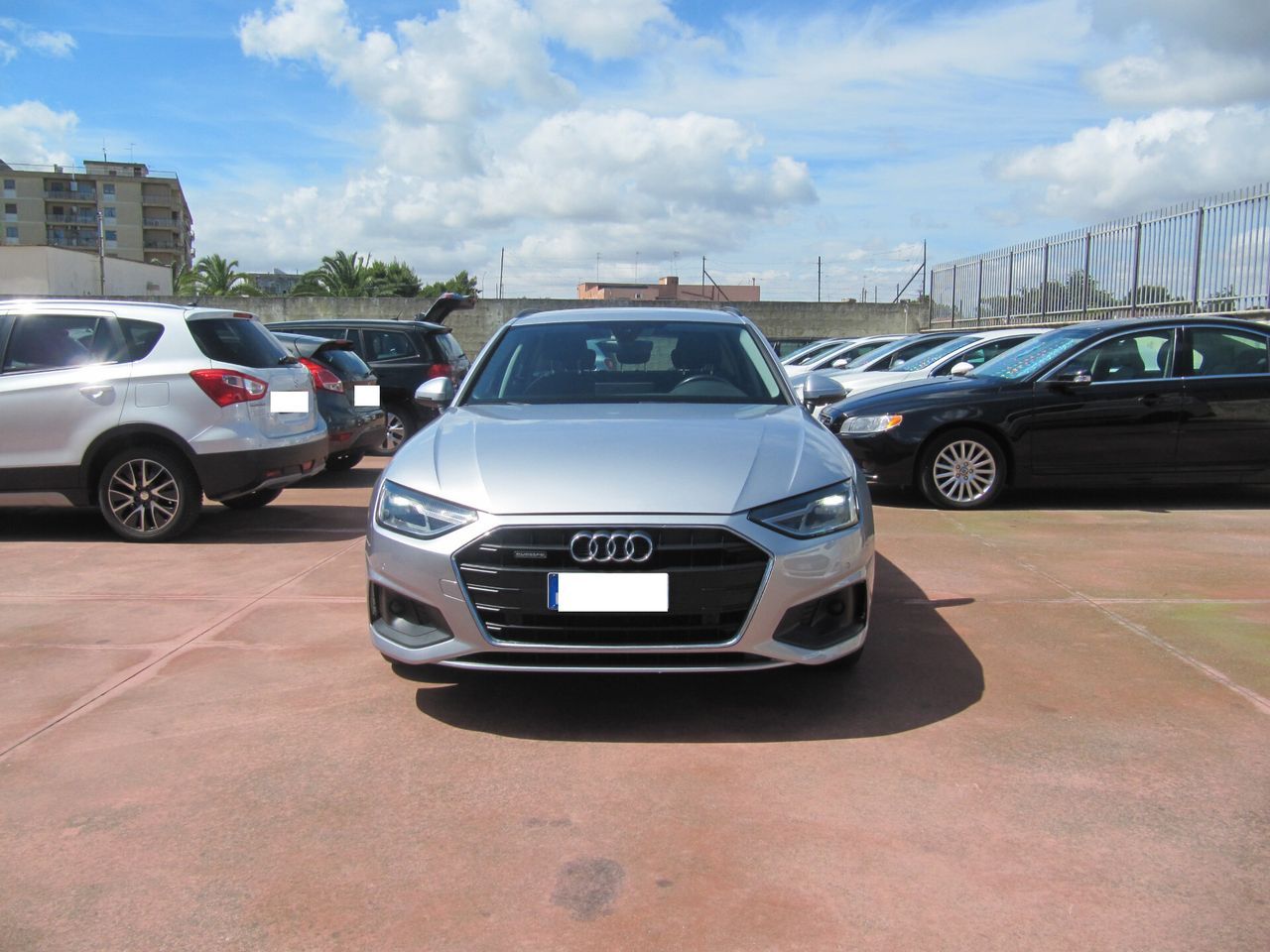 Audi A4 Avant 40 TDI quattro S tronic Business imagem 3