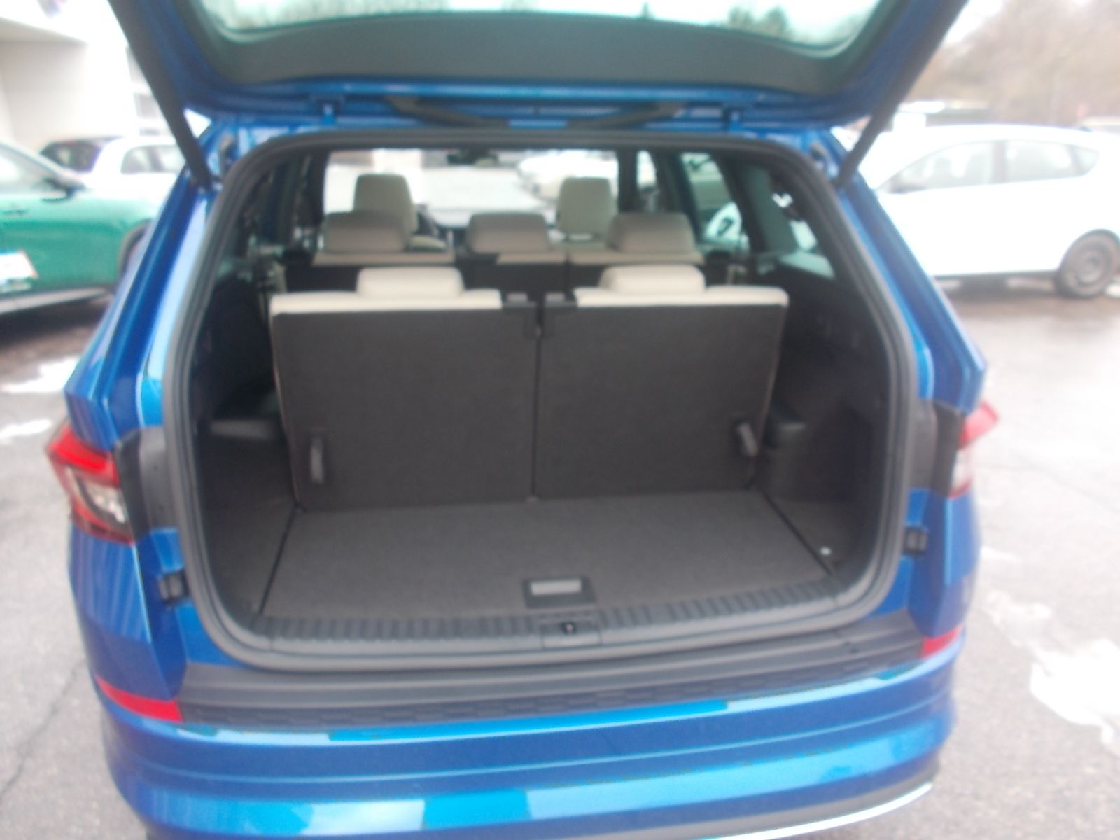 Fahrzeugabbildung SKODA Kodiaq L&K 2.0 TDI (150 PS) DSG Pano + Columbus