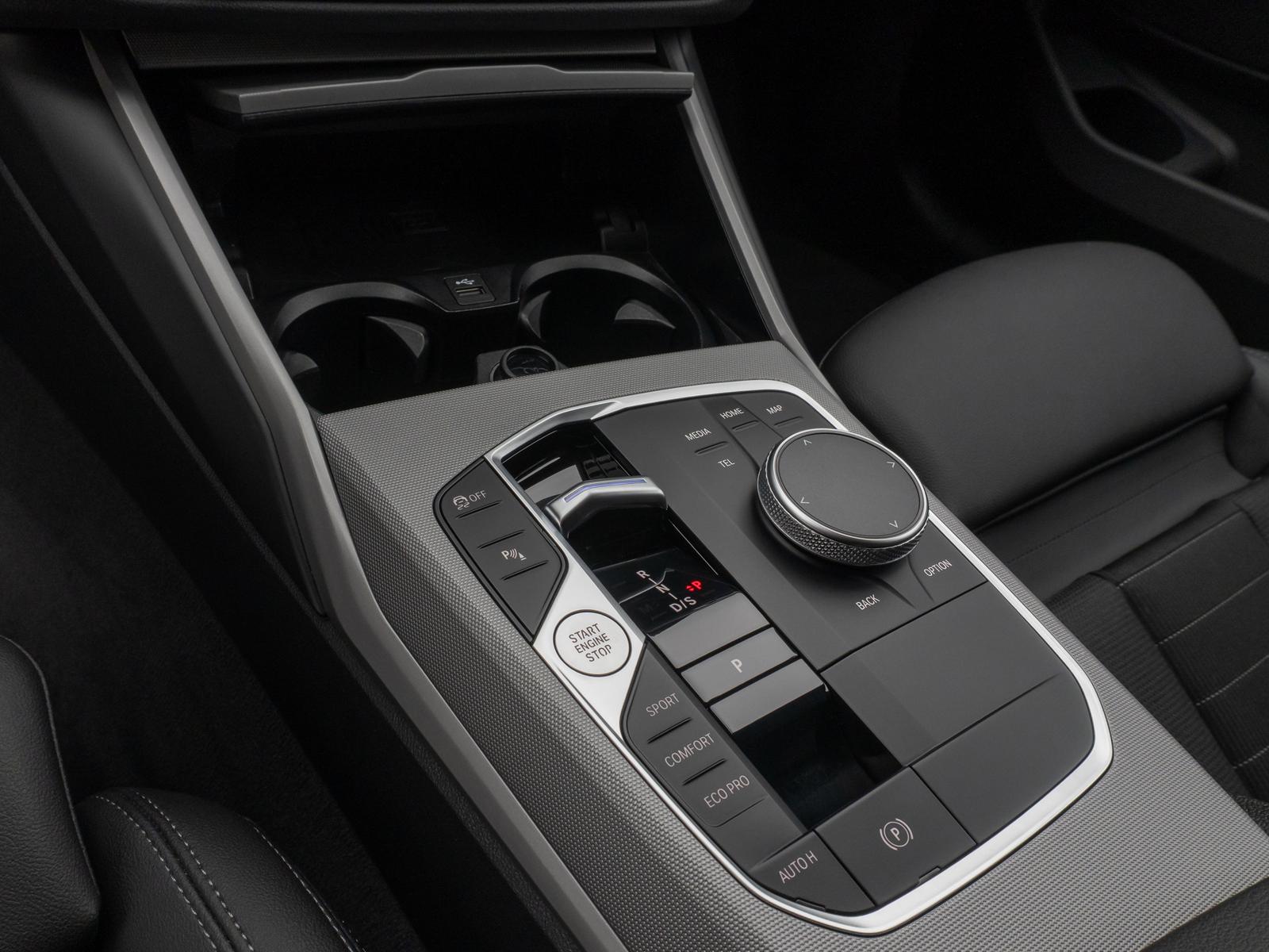 BMW 320 d xD ACC HUD Kamera DAB Sportsitze Teilleder, миниатюра 23