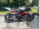 Triumph Street Triple 675 R - TRIUMPH GEBRAUCHT STREET TRIPLE