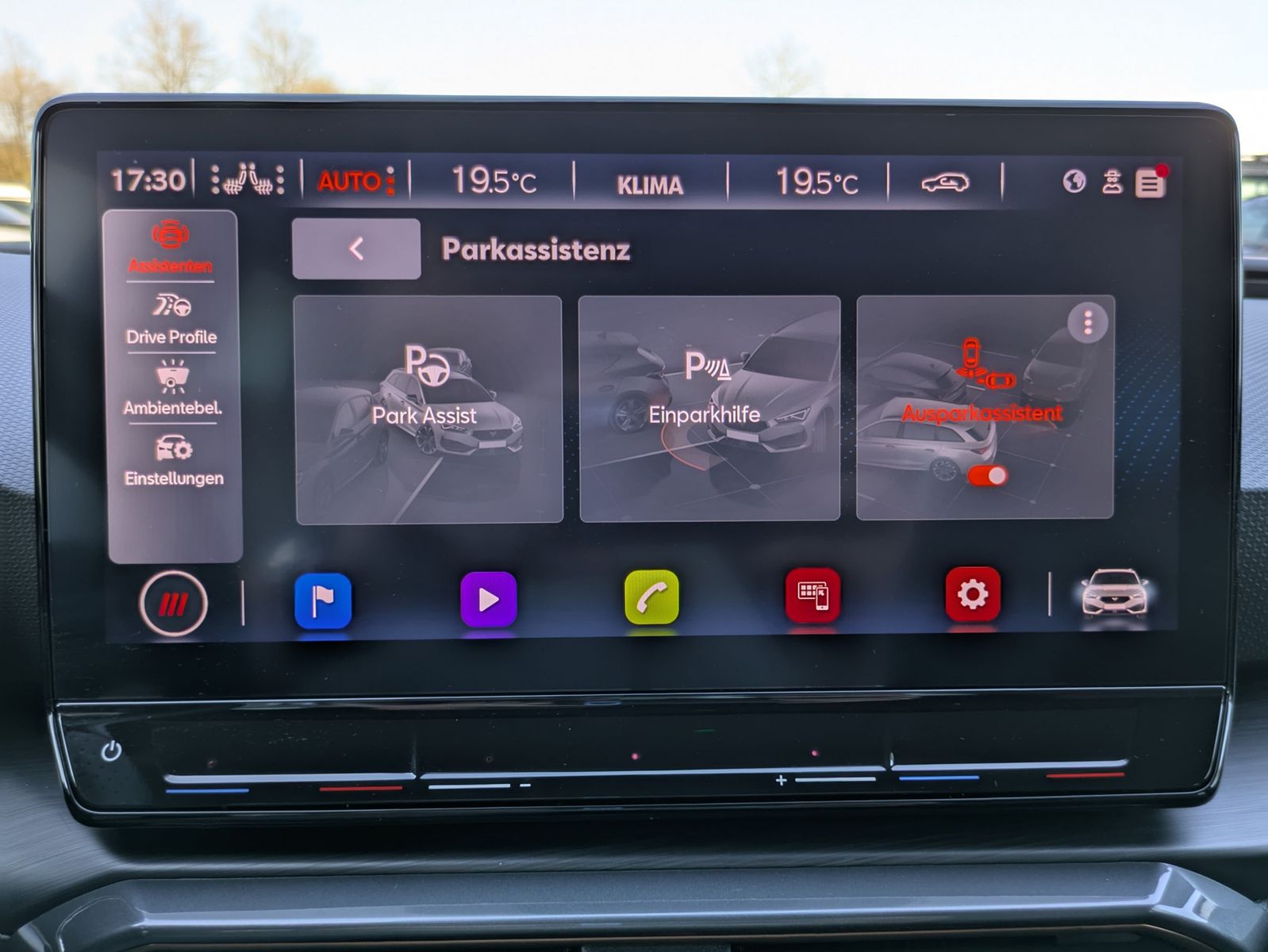Fahrzeugabbildung CUPRA Leon 1.5 eTSI DSG MATRIX-LED*ACC*APP*KAMERA*18"