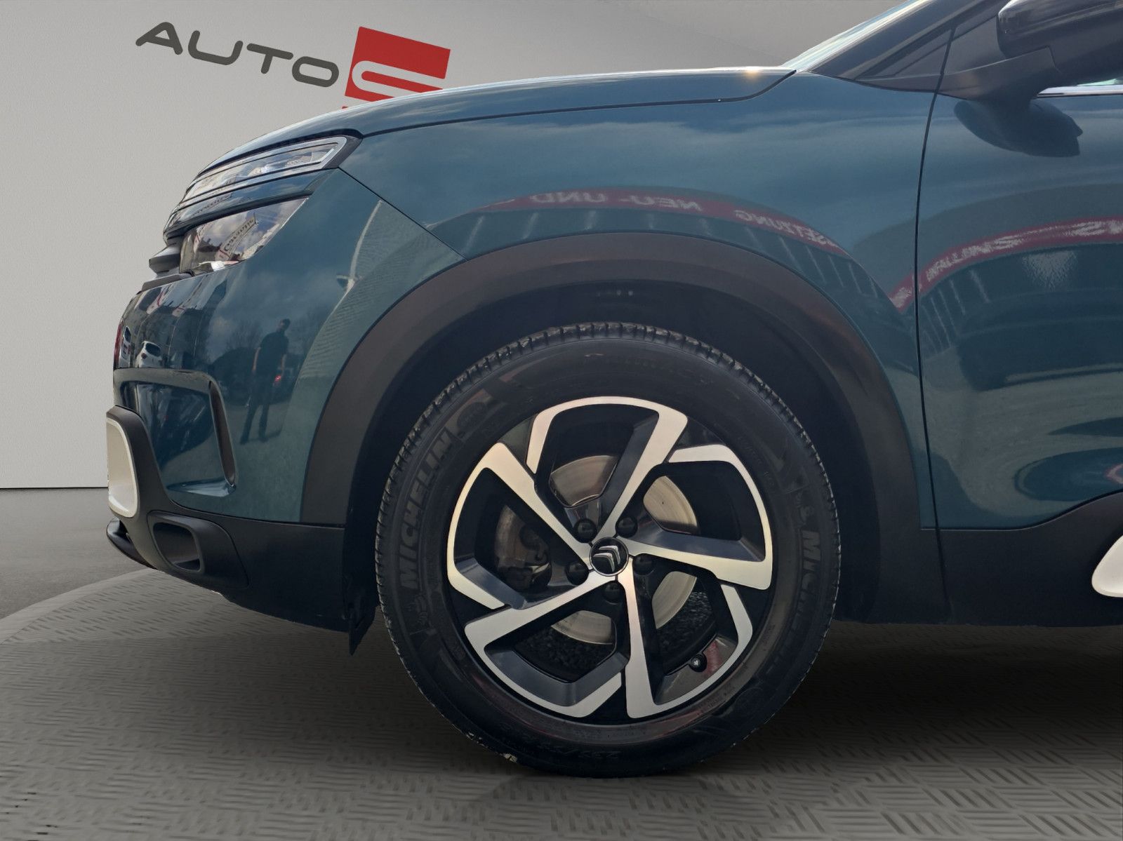 Fahrzeugabbildung Citroën C5 Aircross Live Klima Android Auto Apple CarPla