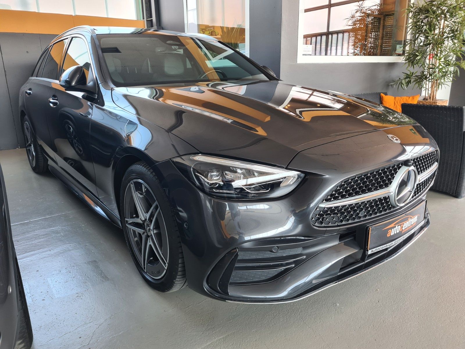 MERCEDES-BENZ C 300d T 2x AMG*Leder*Pano*AHK*RFK*Ambiete+