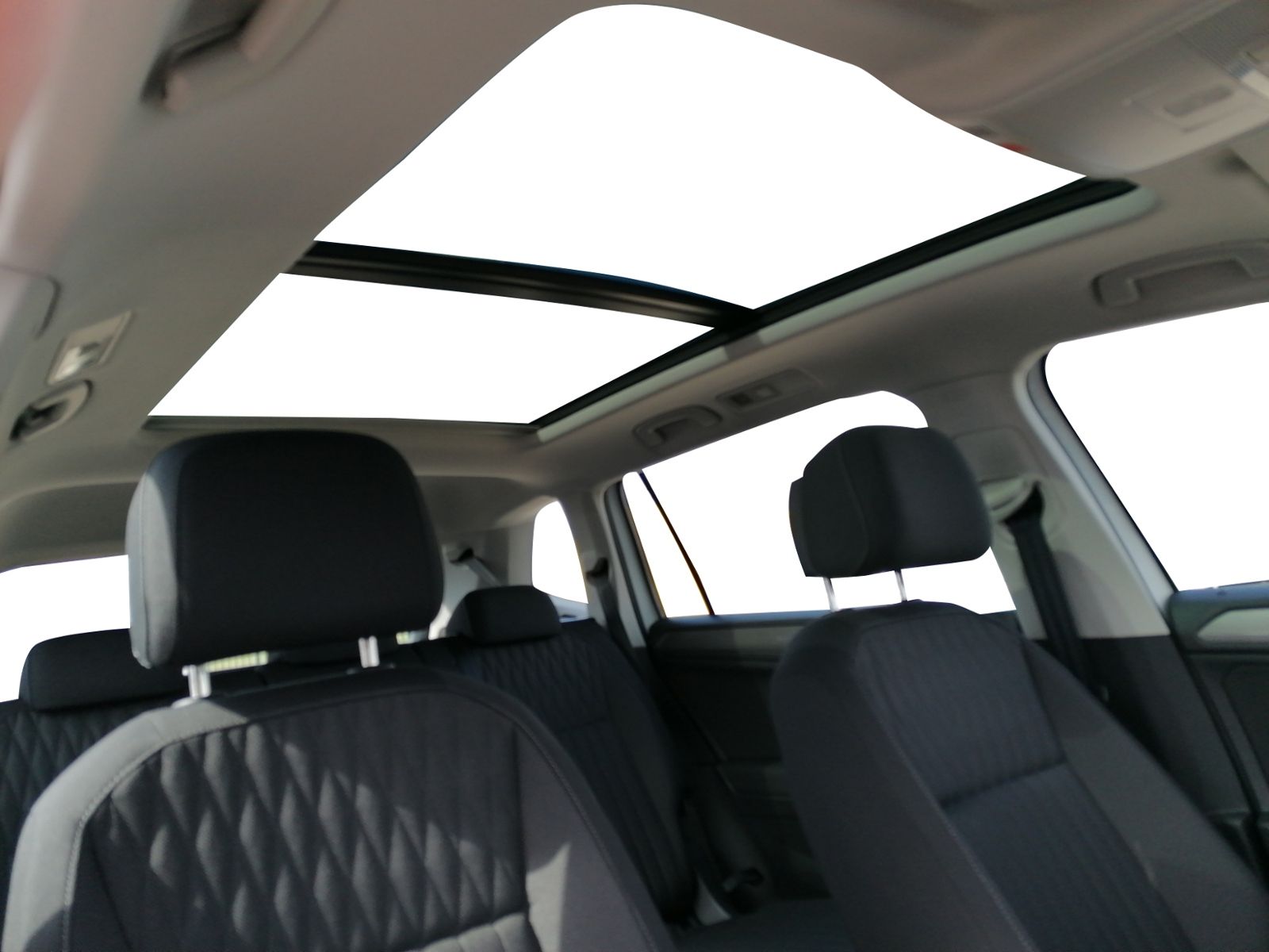 Tiguan Allspace 1.5 TSI DSG Life PANO+7-SITZER+A