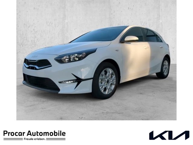 Kia Ceed 1.5 T-GDI DCT Vision NAVI RFK PDC