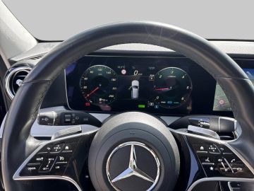 Mercedes E 220 - 10