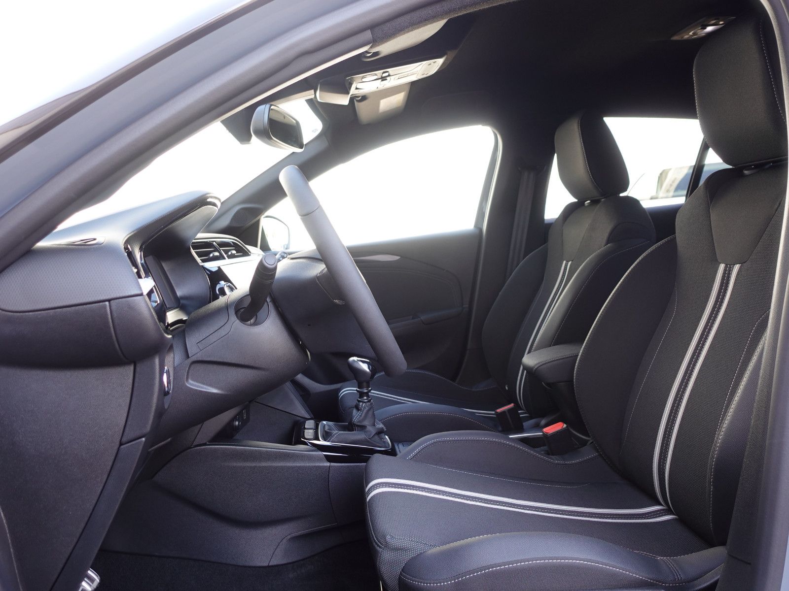 Fahrzeugabbildung Opel Corsa 1.2Turbo GS Line Allwetter,Navi,SHZ,Kamera