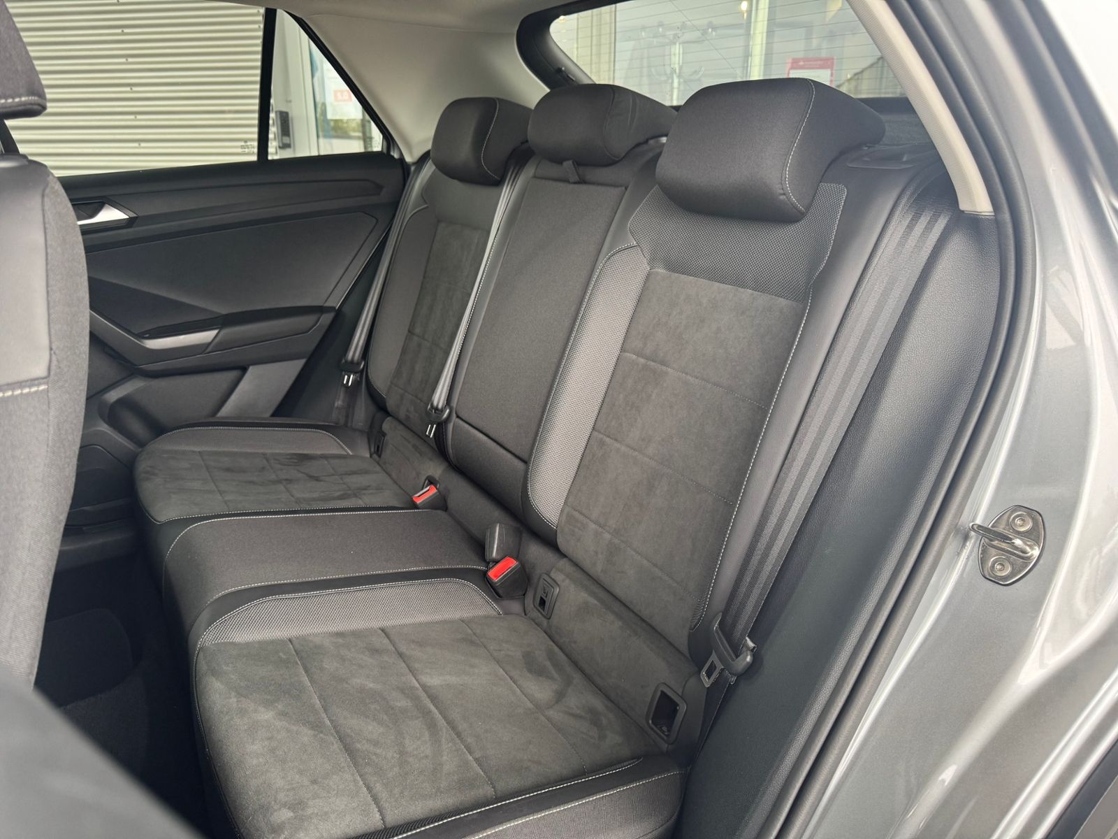 Volkswagen T-Roc - Bild 47