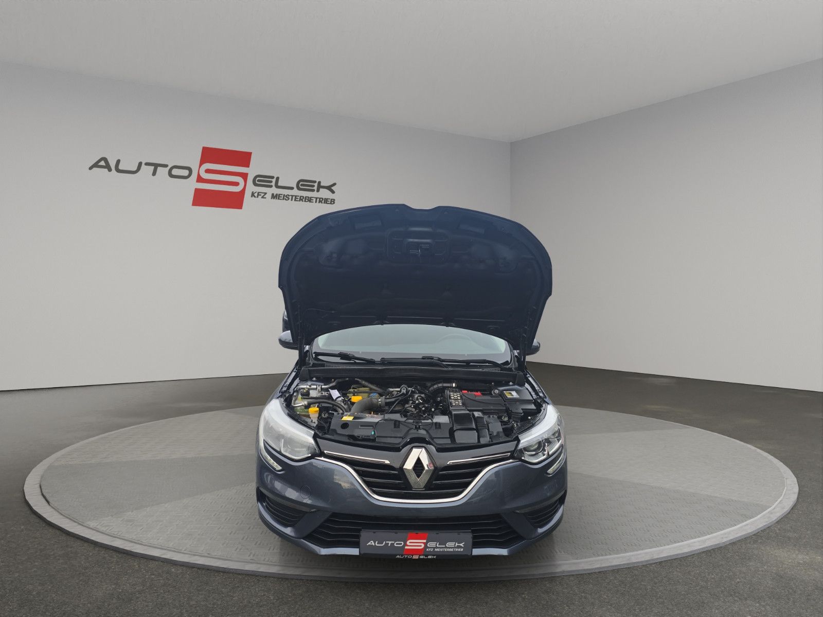 Fahrzeugabbildung Renault Megane IV Play NAVI+PDC+SHZ AUS 1.HAND