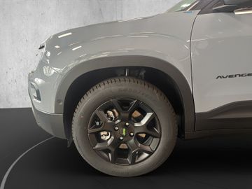 Jeep AVENGER MY25 Overland 4XE *ALLRAD*NAVI*ACC*