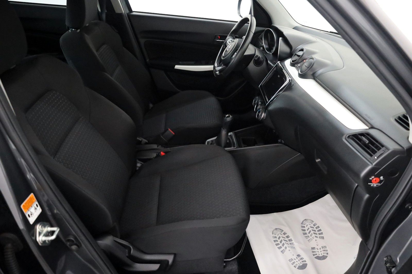 Fahrzeugabbildung Suzuki Swift Comfort, Navi, Kamera, 8 fach Aluräder