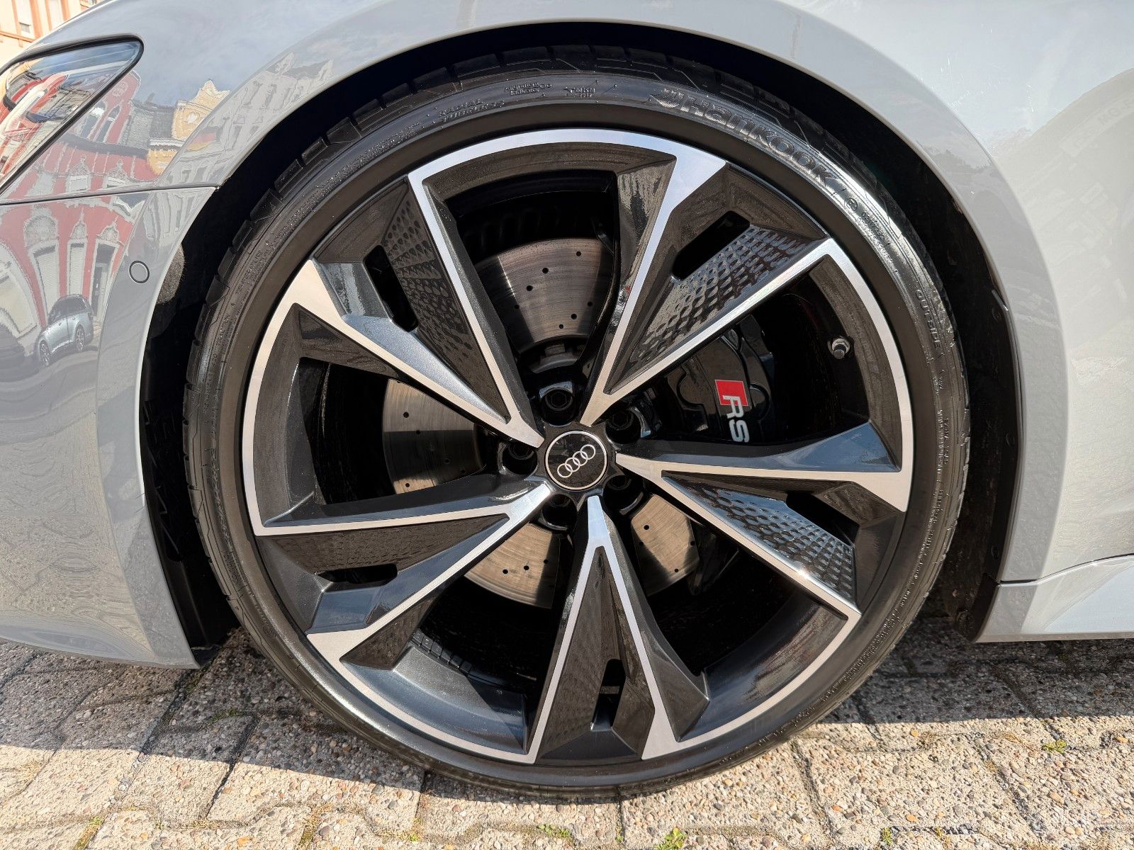 Fahrzeugabbildung Audi RS6 Avant 4.0 TFSI quattro 1-HD. RS DYNAM. NARDO