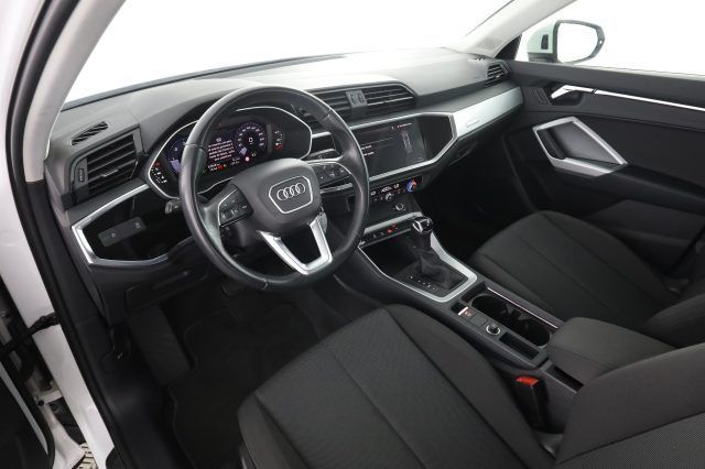 Image of Audi Q3