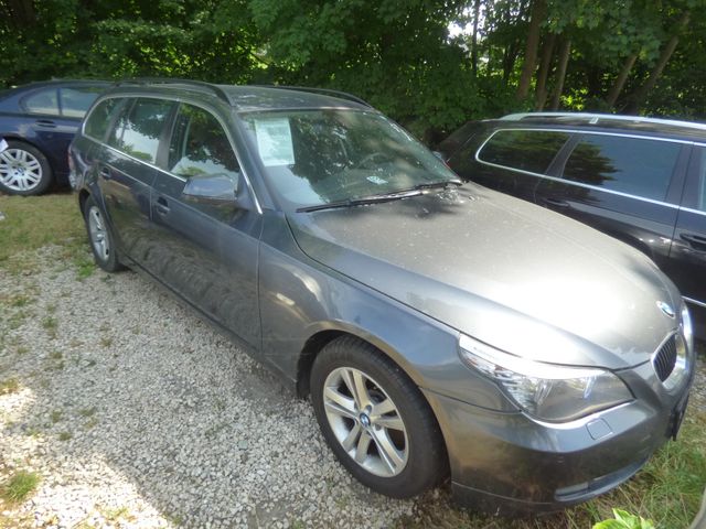 BMW 520 Baureihe 5 Touring 520d*NAVI*HEAD UP*