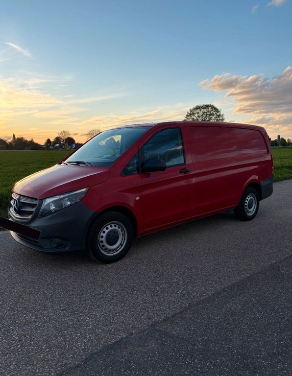 Image of Mercedes-Benz Vito