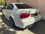 BMW 320dLimousine M Paket, Xenon, H&K!! - gebrauchte BMW 320 aus dem Jahr 2011