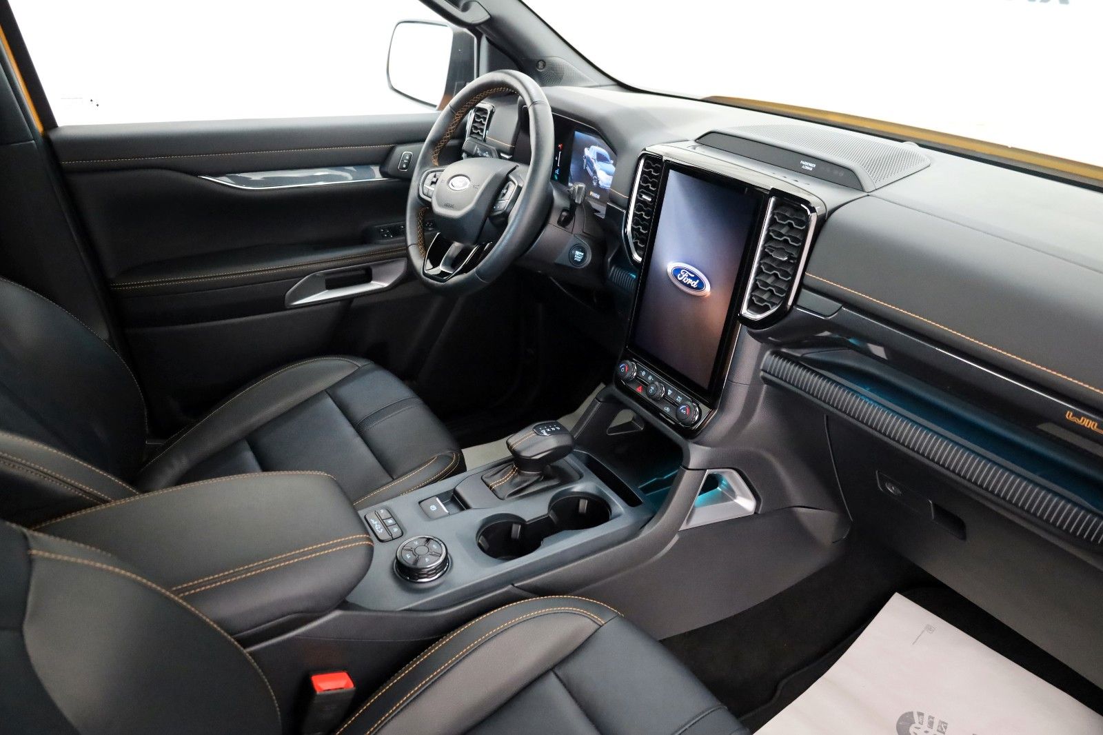 Fahrzeugabbildung Ford Ranger Wildtrak e-4WD Doppelkabine,Techno 68,AHK