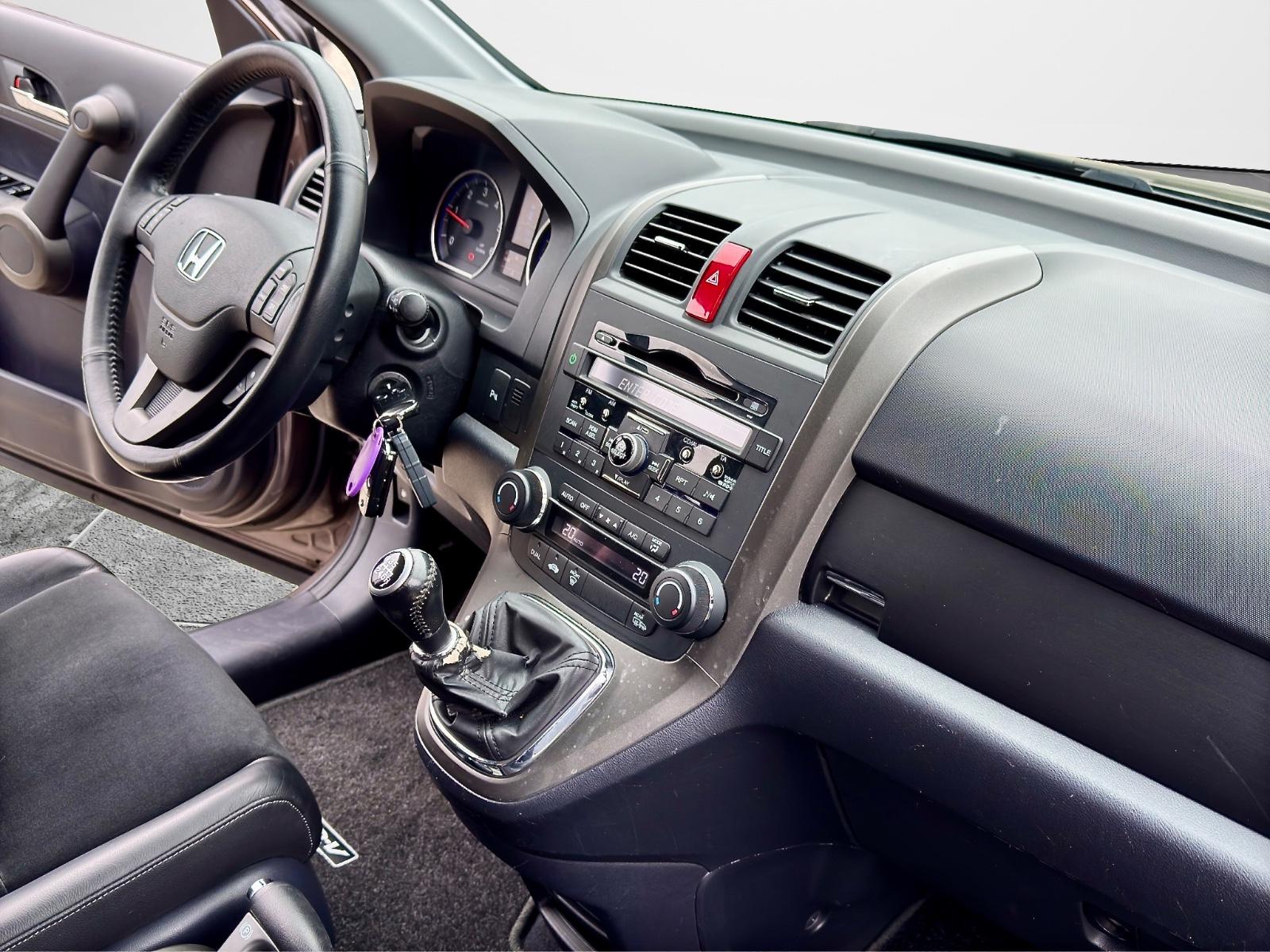 HONDA CR-V 2.2 i-DTEC 150ch 4X4 - CUIR - CHAUFFAGE AUXILIAIRE - SIÈGES CHAUFFANTS - ATTELAGE - CLIM BIZONE