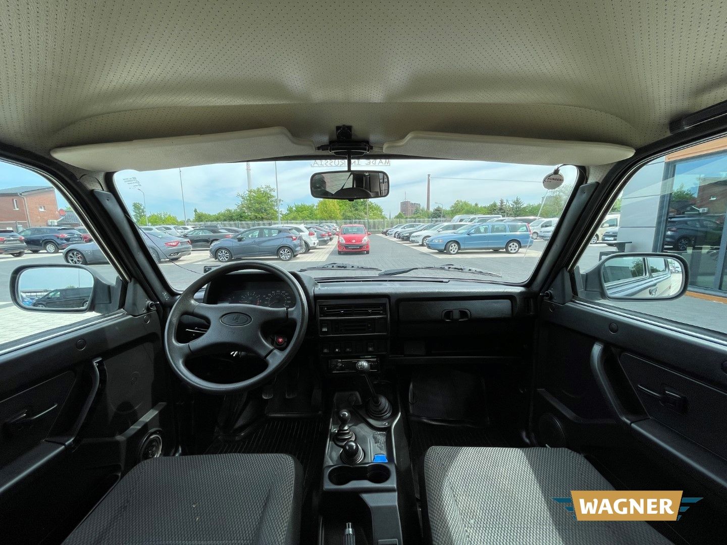 Fahrzeugabbildung Lada Niva Taiga 4x4 1.7 EU6d-T Anhängerkupplung