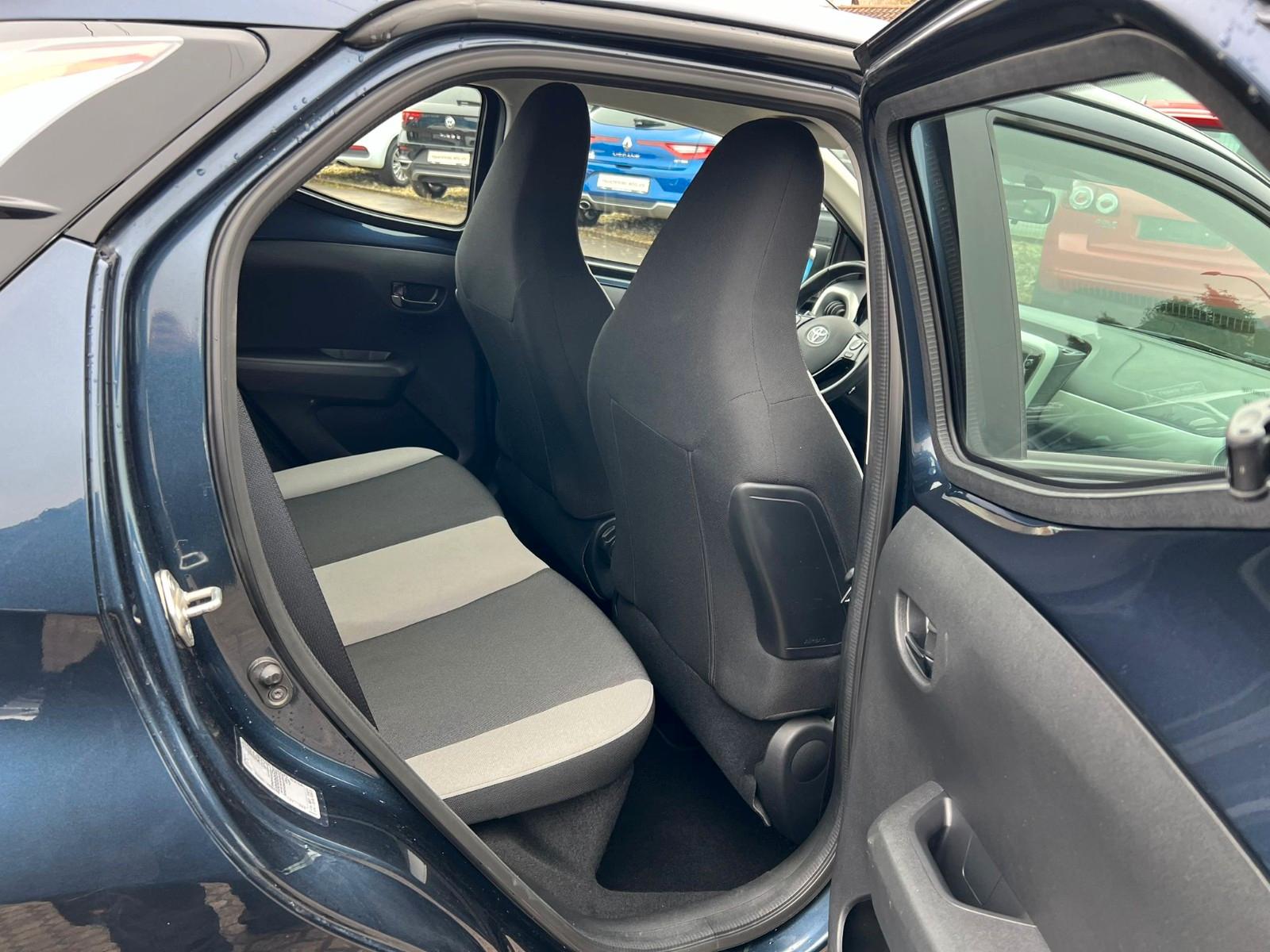Toyota Aygo AYGO x KLIMA/KAMERA/TEMPOMAT