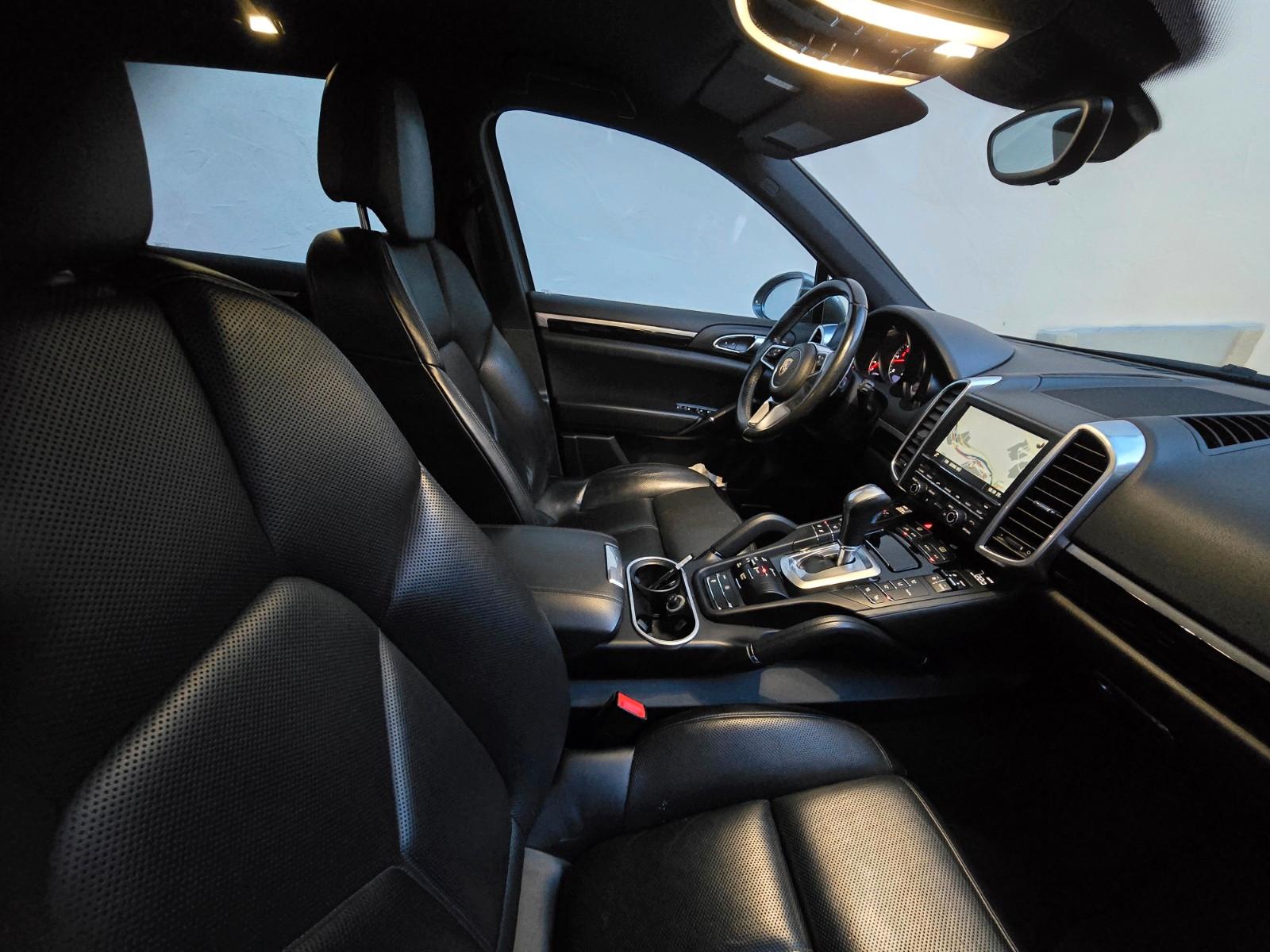 Porsche Cayenne V6 TDi ApprovedGarantie ServiceNeu