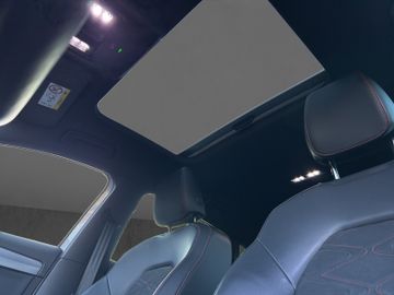 Seat Leon 1.5 eTSI FR AHK+Kam.+KeyLess+LED+Navi+Pano