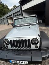 Jeep Wrangler JK 3,8l - Top - Jeep Wrangler mit Benzin-Antrieb: Geländewagen, 3.8