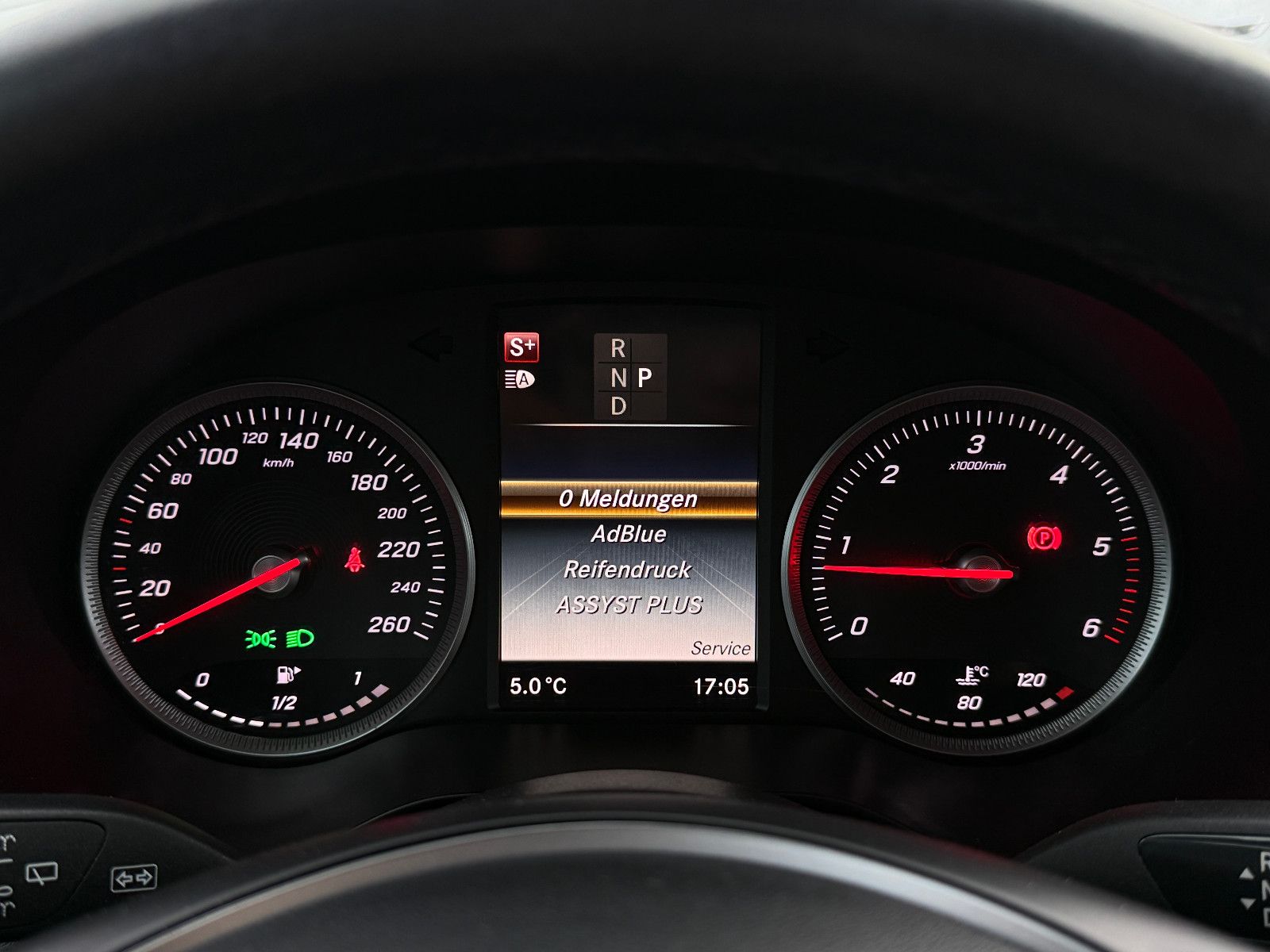 Fahrzeugabbildung Mercedes-Benz GLC 220d 4Matic 9G Exclusive GRA Nav LED SHZ PDC