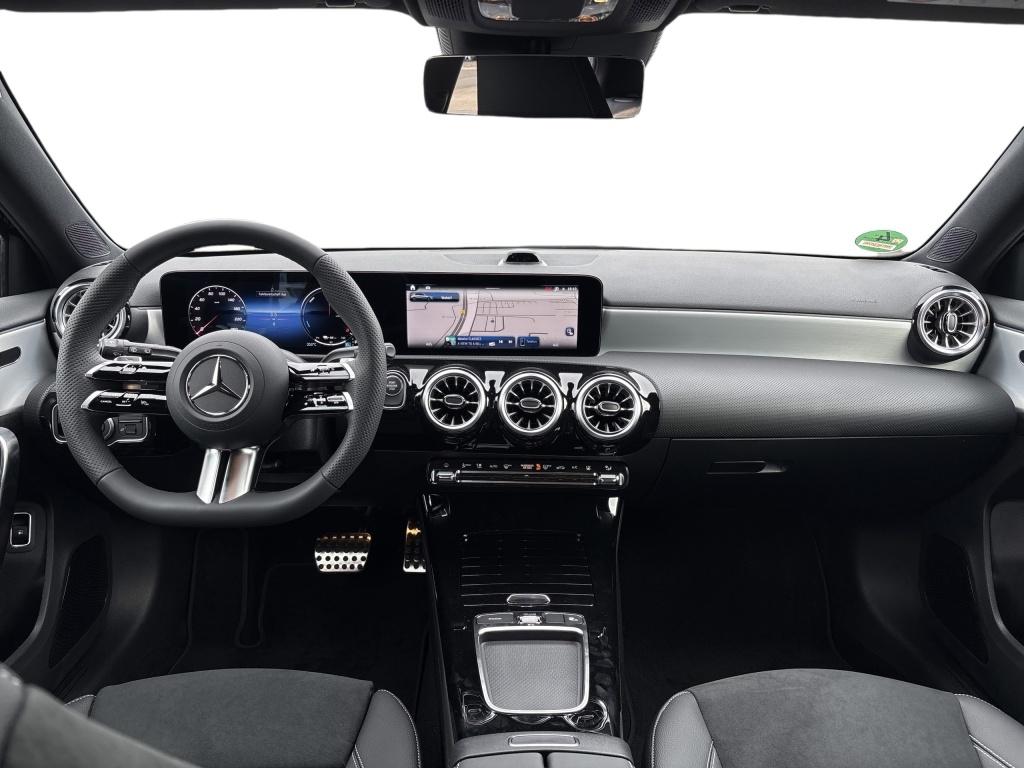 Mercedes-Benz A 250 e Special-Edition AMG Night 19'' Multibeam
