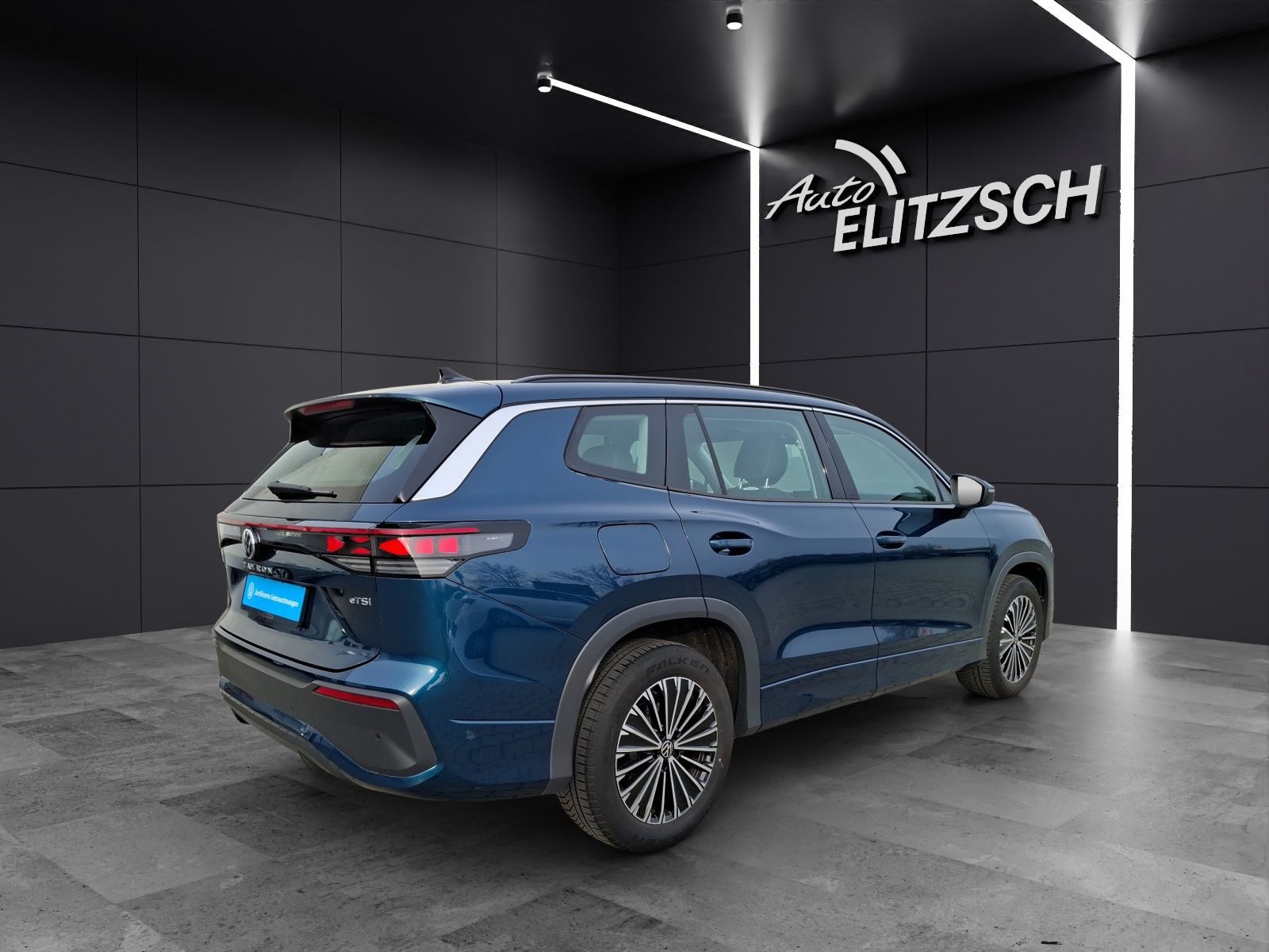 Fahrzeugabbildung Volkswagen Tayron eTSI Life DSG 7-Si Matrix AHK Navi AID AC