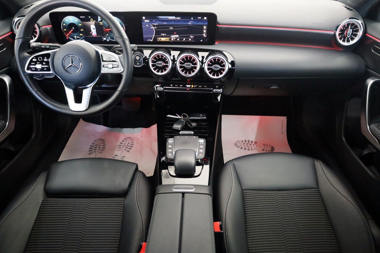 Fahrzeugabbildung Mercedes-Benz A 220 d Progressive Night-Pak,Carplay,Kamera,+WR