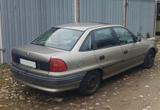 Opel Astra F Stufenheck 1,6 L, 71 PS, X16S... - gebrauchte Opel Astra aus dem Jahr 1995