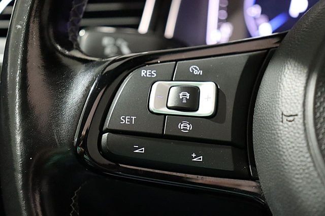 T-Roc R 2.0 TSI DSG 4M NAVI KAMERA PANORAMA ACC