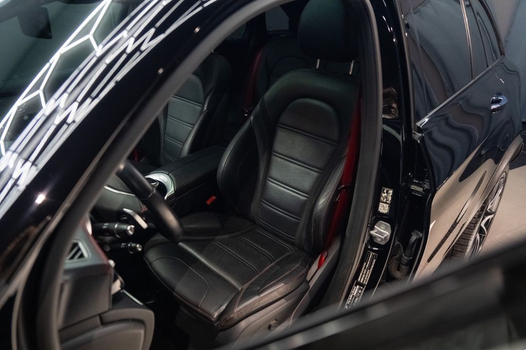MERCEDES-BENZ GLC 43 AMG*PANO*AHK*BURM*ACC*MEMORY*Keyless* MERCEDES-BENZ GLC 43 AMG*PANO*AHK*BURM*ACC*MEMORY*Keyless*