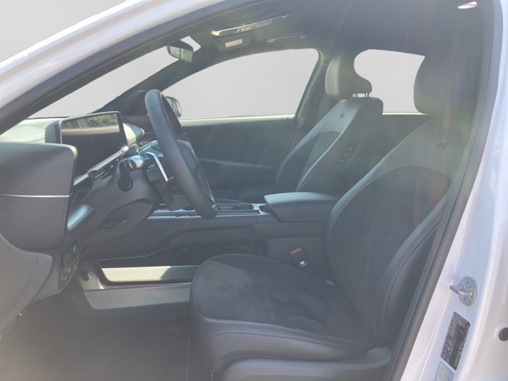Hyundai IONIQ 6 – Bild 10