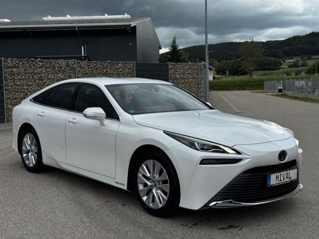 TOYOTA Mirai