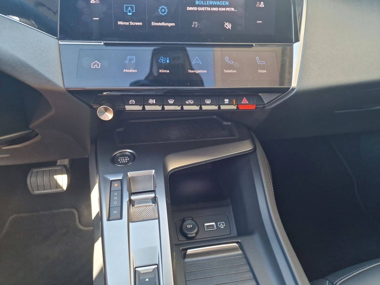 Fahrzeugabbildung Peugeot 308 Allure Pack 1.5 BlueHDi 130 *Kayless*Kamera*