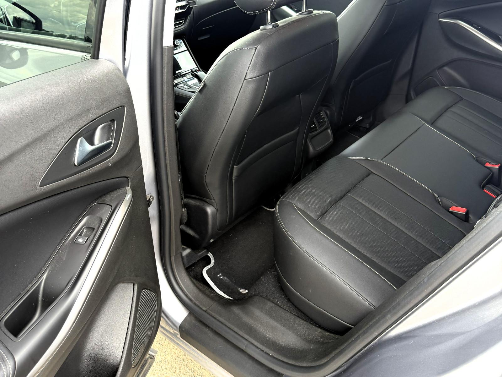 Opel Grandland (X) 1.6 Hybrid4 Ultimate Garantie12/28
