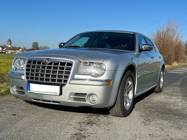 Chrysler 300C Touring 3.5 V6 Autom. - wenig km