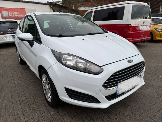 Ford Fiesta 1,25L Frost-Weiß