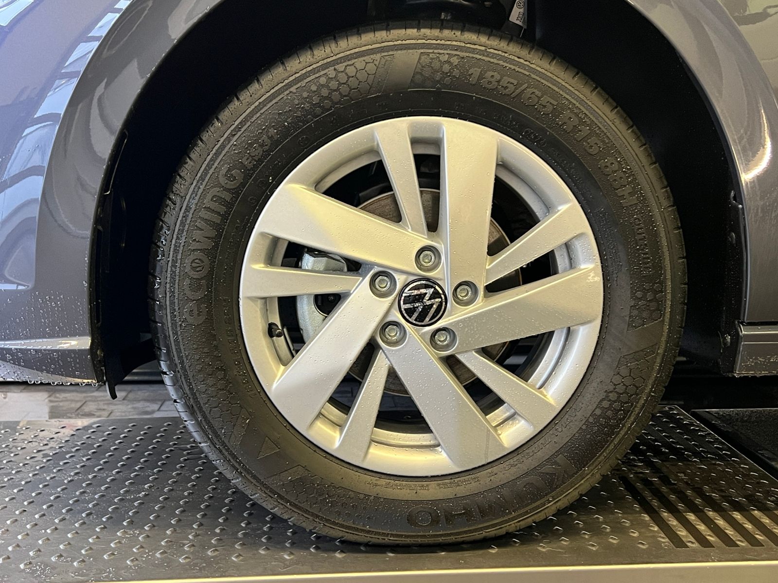 Fahrzeugabbildung Volkswagen Polo Style 1.0 TSI *15"-LM, Navi, ACC*