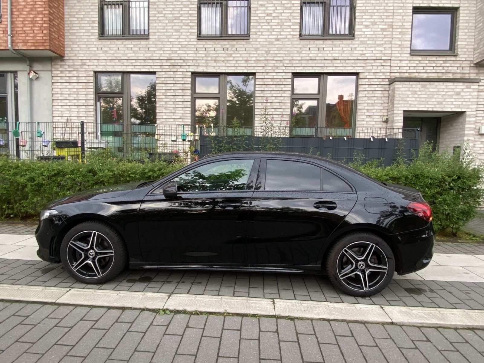 MERCEDES-BENZ Mercedes-Benz A 250 e Black Night Edition, 2021 