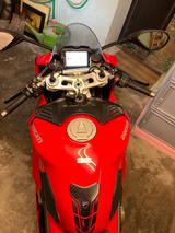Ducati Panigale V4s mit Akrapovic Top-Zustand - Offers