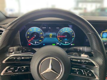 Mercedes E 300 - 8