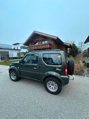 Suzuki Jimny Ranger HU/AU neu Allrad schec...