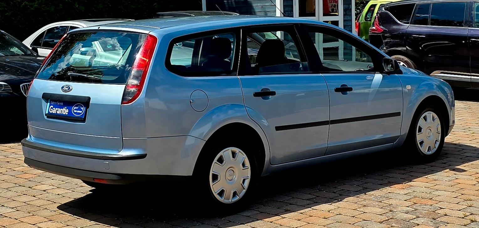 Ford Focus 2006 — photo 7