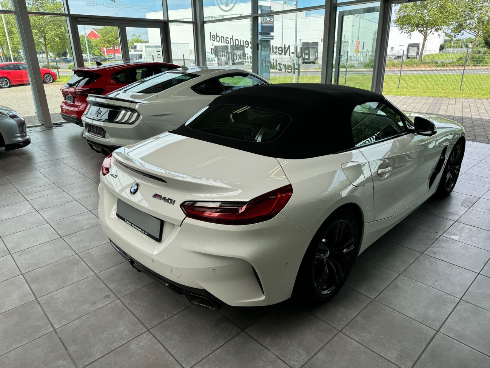 Fahrzeugabbildung BMW Z4 M/BMW Garantie bis 07/2027